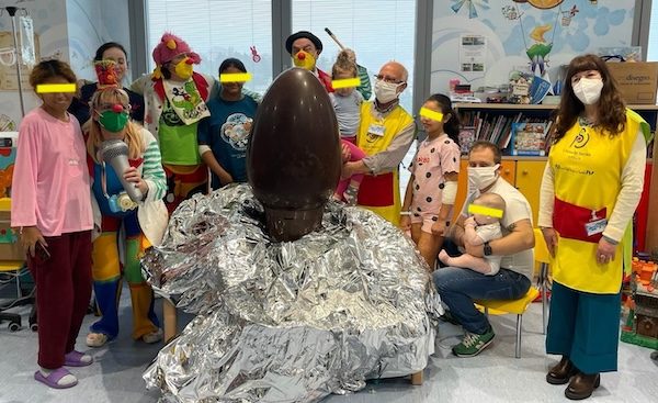 Varese pediatria pasqua uova