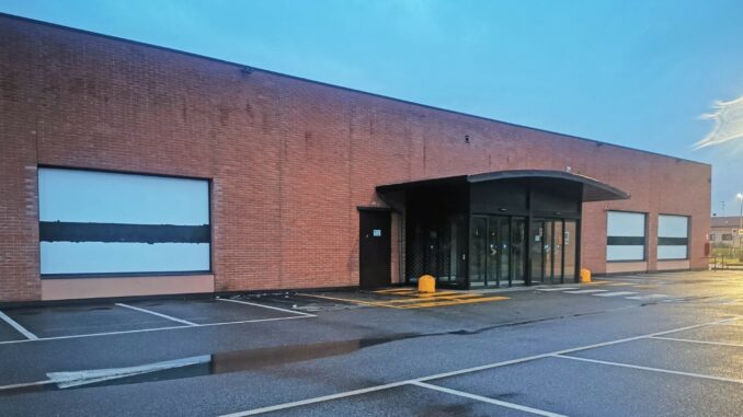 cavaria chiude tigros supermercato