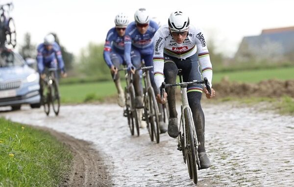 ciclismo parigi roubaix