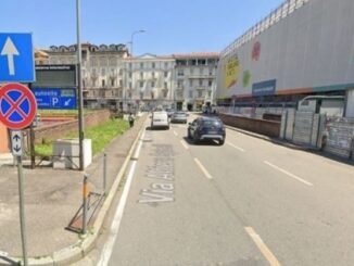 varese via spinelli caserma