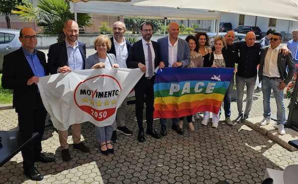 Samarate 5stelle patuanelli toți