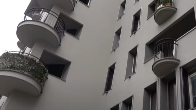 Gallarate via Torino clandestini