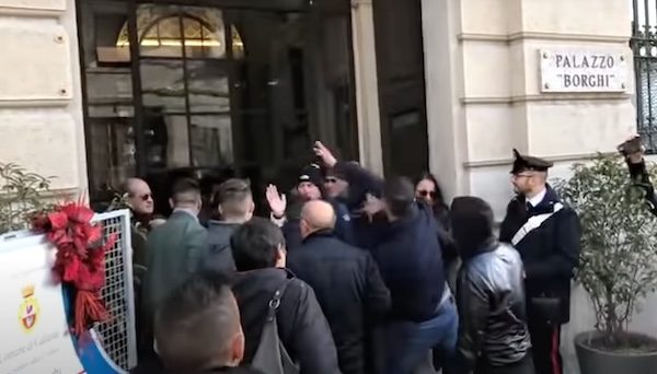 Gallarate sinti processo tribunale