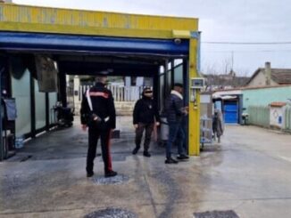 gallarate autolavaggi lavoratori abusivi