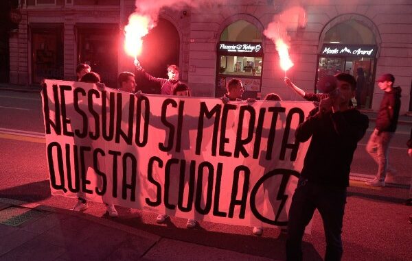 contestato ministro valditara varese