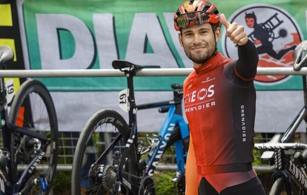 ciclismo giro italia ganna