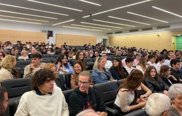 idee giovani varese studenti