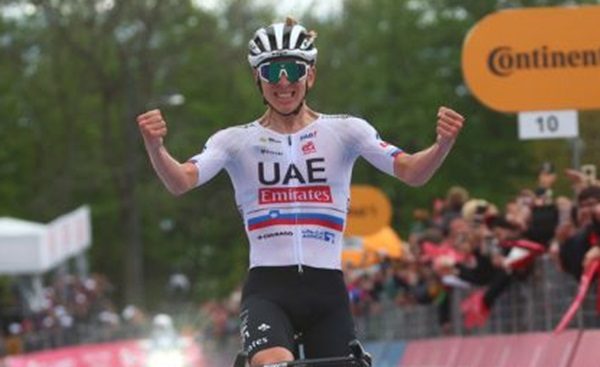ciclismo giro oropa pogacar