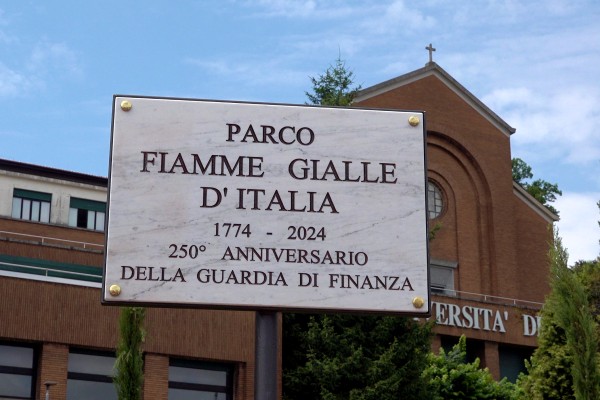 guardia di finanza varese giardini