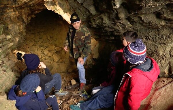 speleologi studenti acqua varese