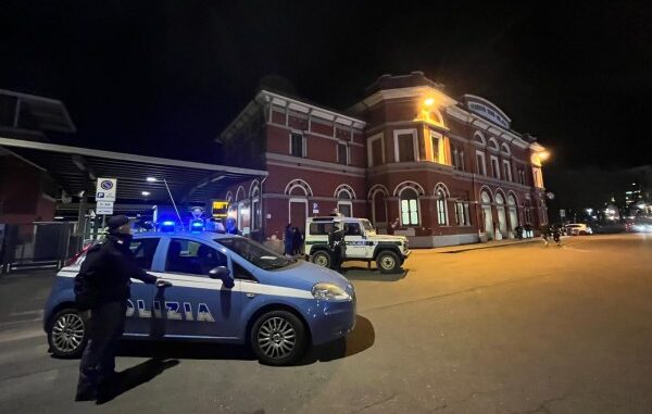 varese sicurezza stazioni controlli