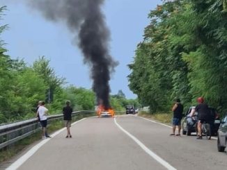 Lonate incendio auto malpensa
