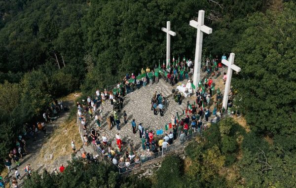 festa montagna alpini successo