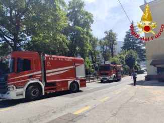 incendio porto ceresio tetto ristorante