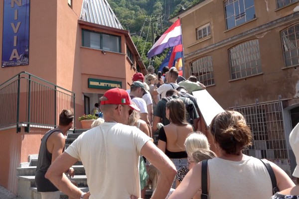 laveno funivia boom stranieri