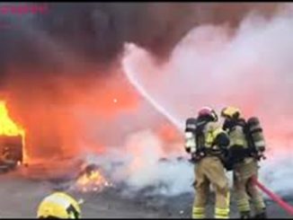 incendio svizzera ustionato