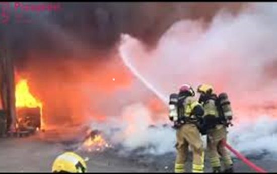 incendio svizzera ustionato