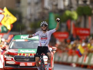 ciclismo vuelta yates