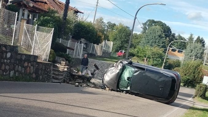 Sumirago incidente ribaltata auto