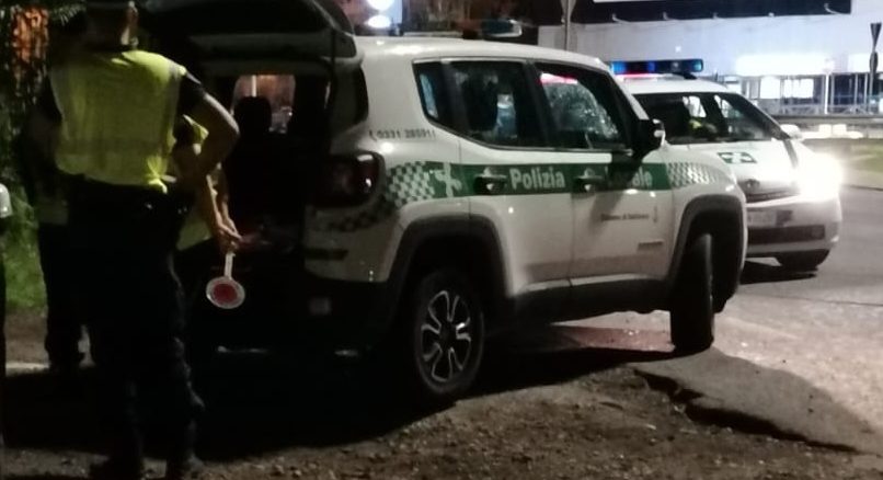 Gallarate ubriaco in macchina