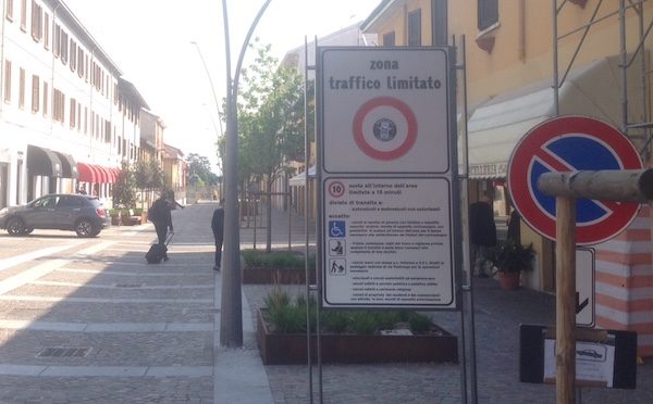 legnano traffico ztl viavenegoni