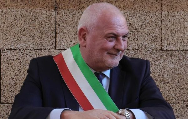 assolto sindaco lavena mastromarino