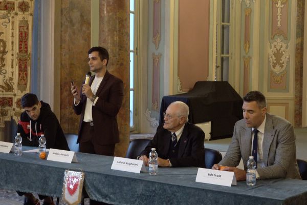pallacanestro varese scola crescita