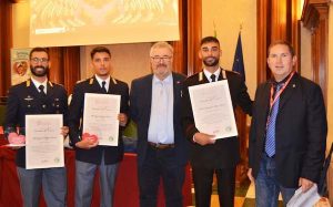 legnano dae defibrillatori legge premiati