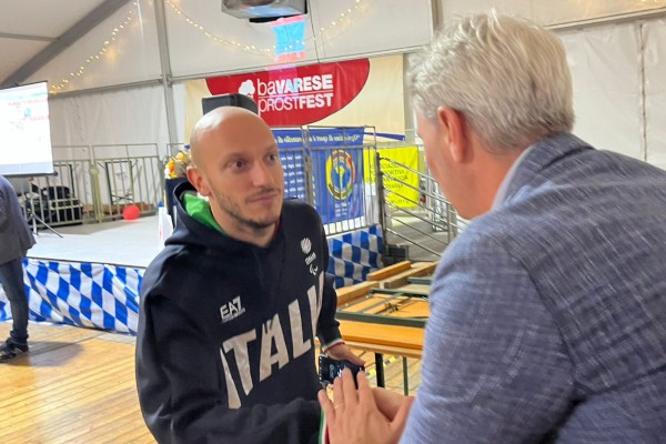 varese premia atleti polha