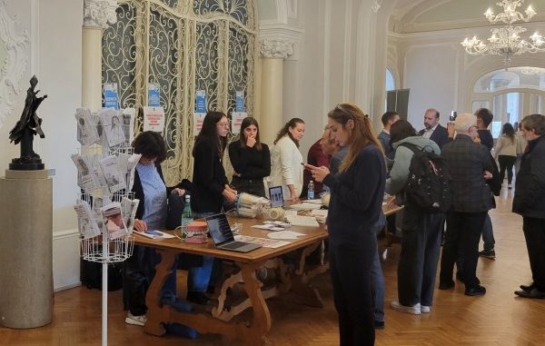 lavoro sanità fuori salone