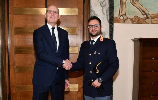 questura varese benvenuto medico