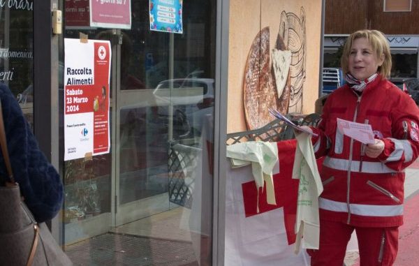 raccolta alimenti croce rossa varese