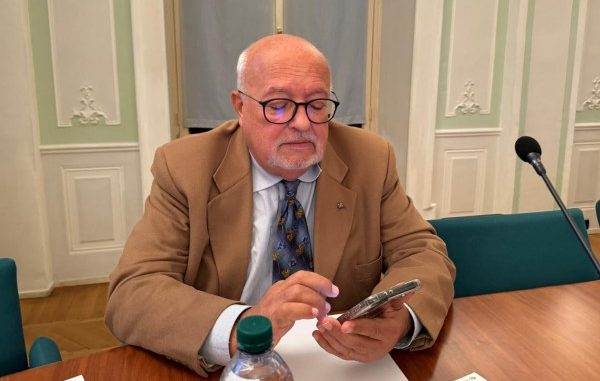 saronno crisi gilli airoldi