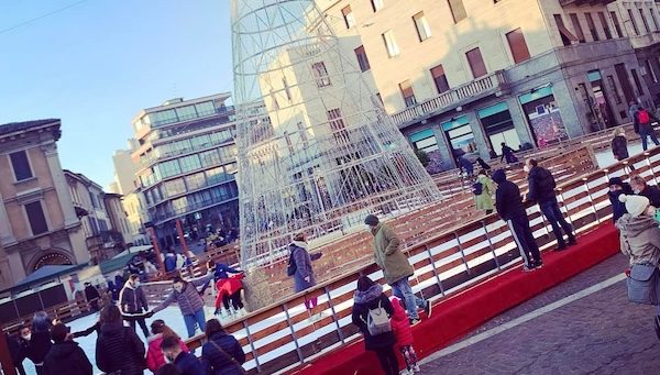 gallarate natale pista pattinaggio