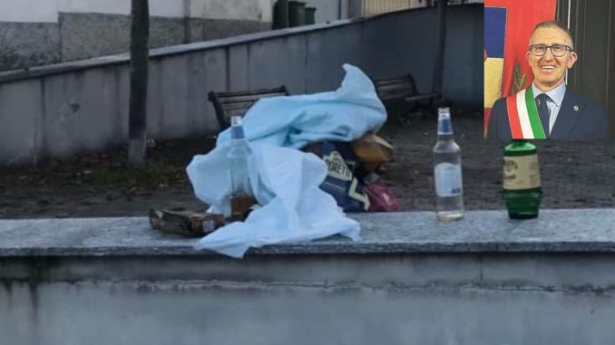 Gazzada Schianno rifiuti frattini