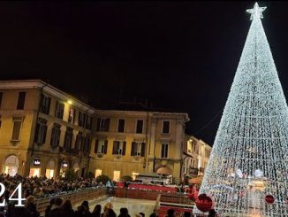 gallarate accensione albero natale
