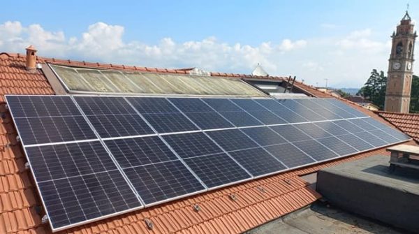 azzate scuola impianto fotovoltaico 01