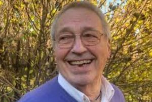 bottini fascisti comunisti scritte
