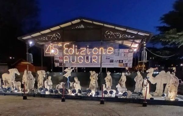 laveno presepe sommerso statue