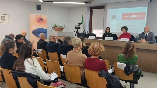 magenta commercio 25novembre