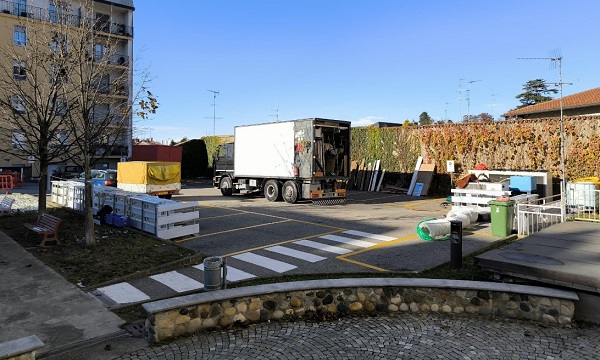 somma parcheggio pista ghiaccio