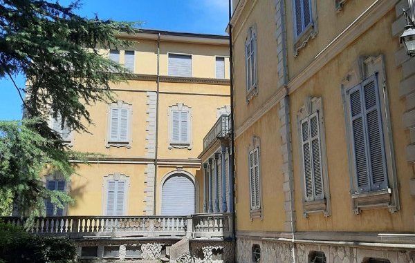 varese servizi villa augusta
