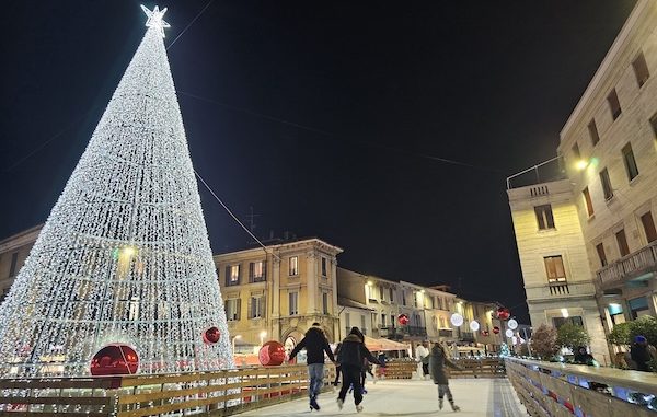 Gallarate 8 dicembre mercatino