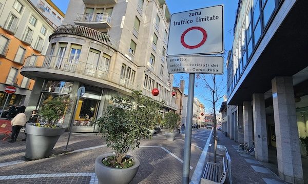 Gallarate vasoni centro storico
