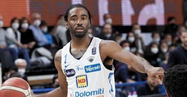 Openjobmetis Varese Desonta Bradford