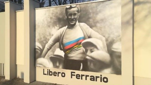 Parabiago murale Libero Ferrario