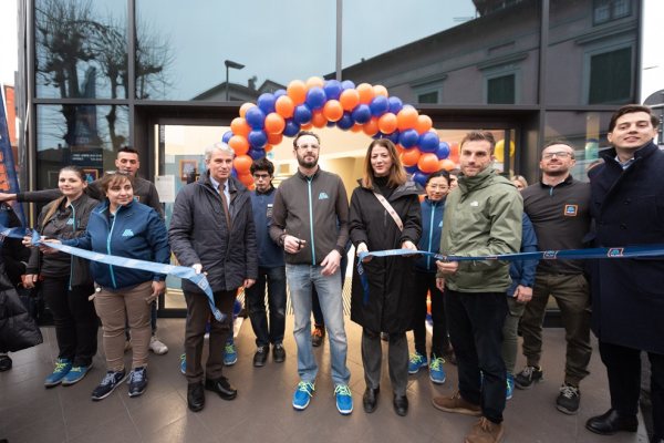 aldi varese inaugurato supermercato
