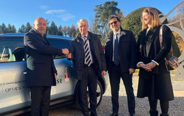 auto elettrica comune varese