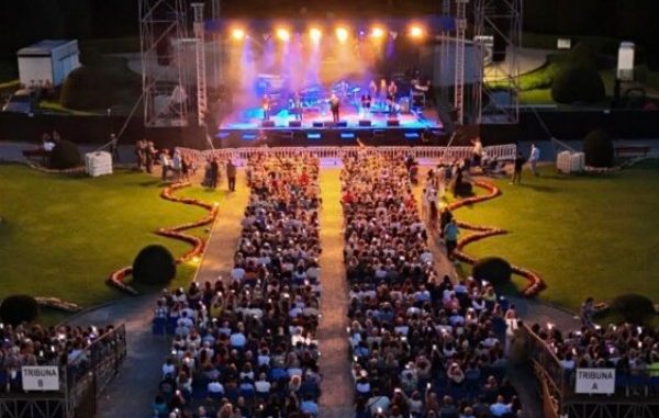 bando festival estivo varese