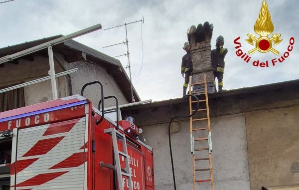canna fumaria fiamme besozzo